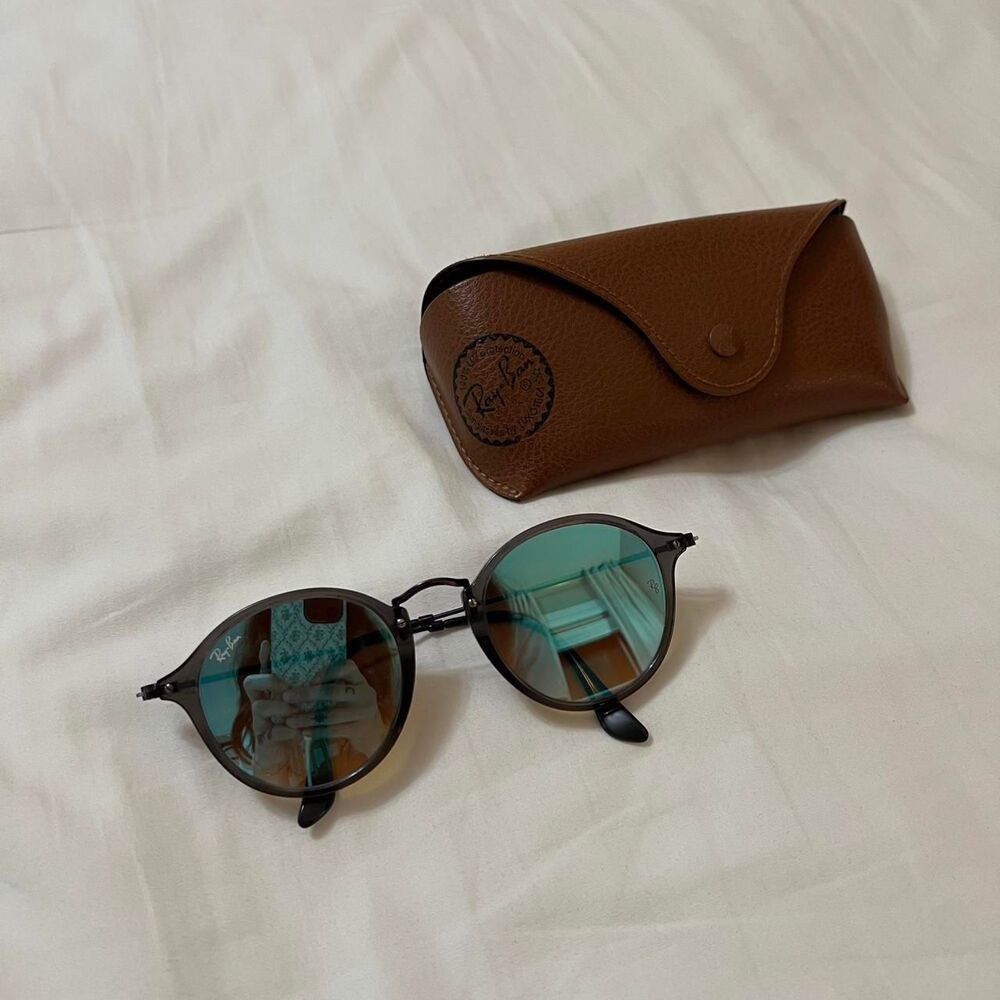 Ray-Ban RB2447NF-62554O-52 Transparent Grey/Blue Flash Gradient Sunglasses – OS